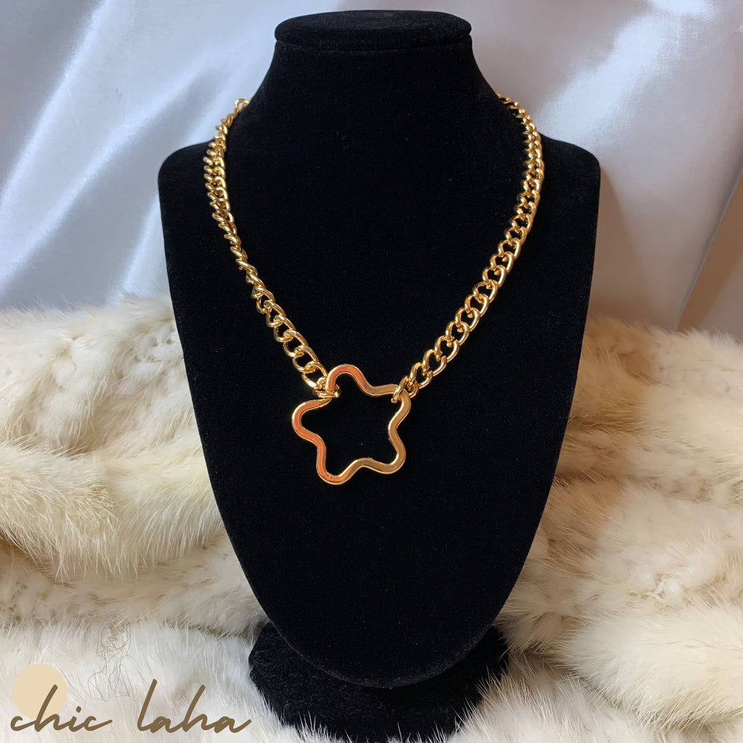 Simple Golden Chained Starfish Necklace