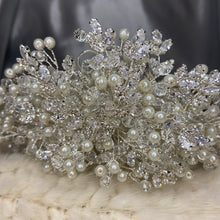 Load image into Gallery viewer, Sparkly Pearl Tiara
